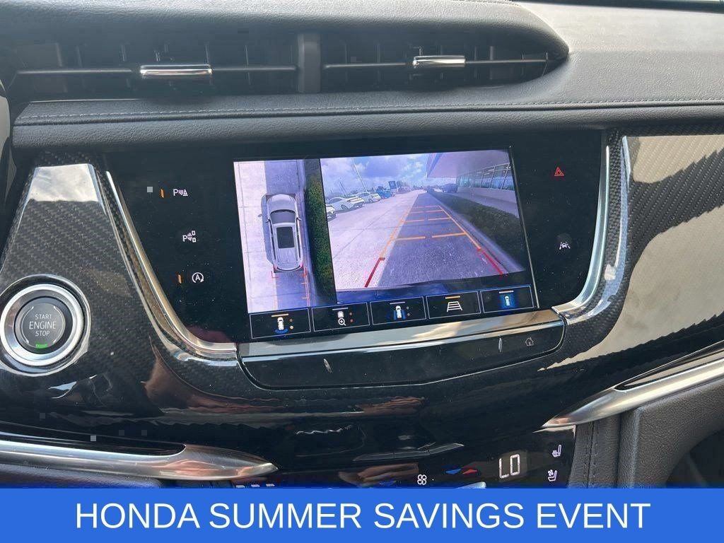 Used 2023 Cadillac XT6 Sport w/ Technology Package AWD/4WD image 16