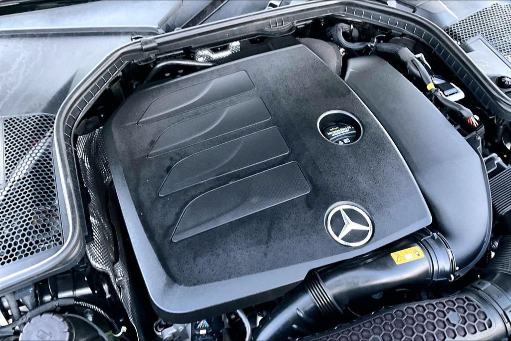 Used 2020 Mercedes-Benz C 300 Sedan image 29