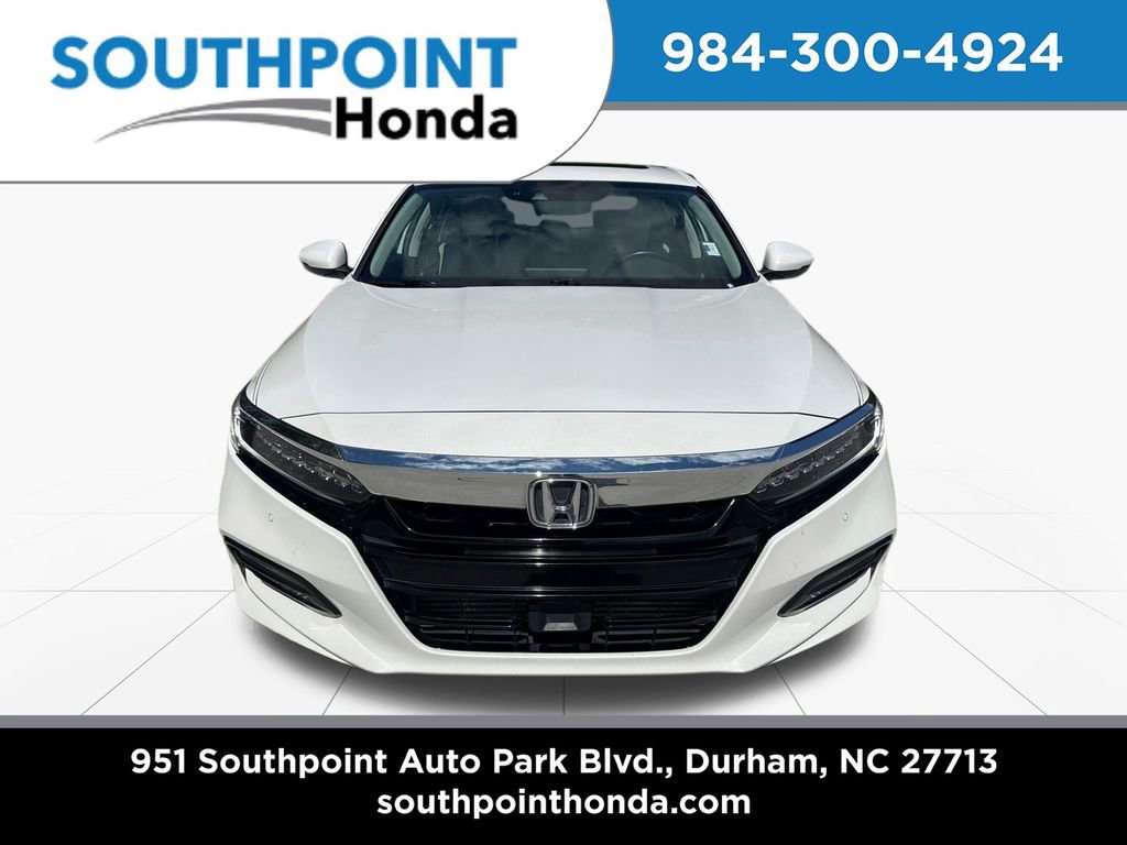 Used 2018 Honda Accord Touring image 2