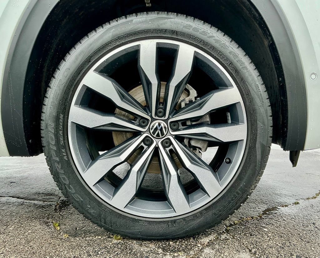 Used 2022 Volkswagen Atlas SEL Premium AWD/4WD image 21