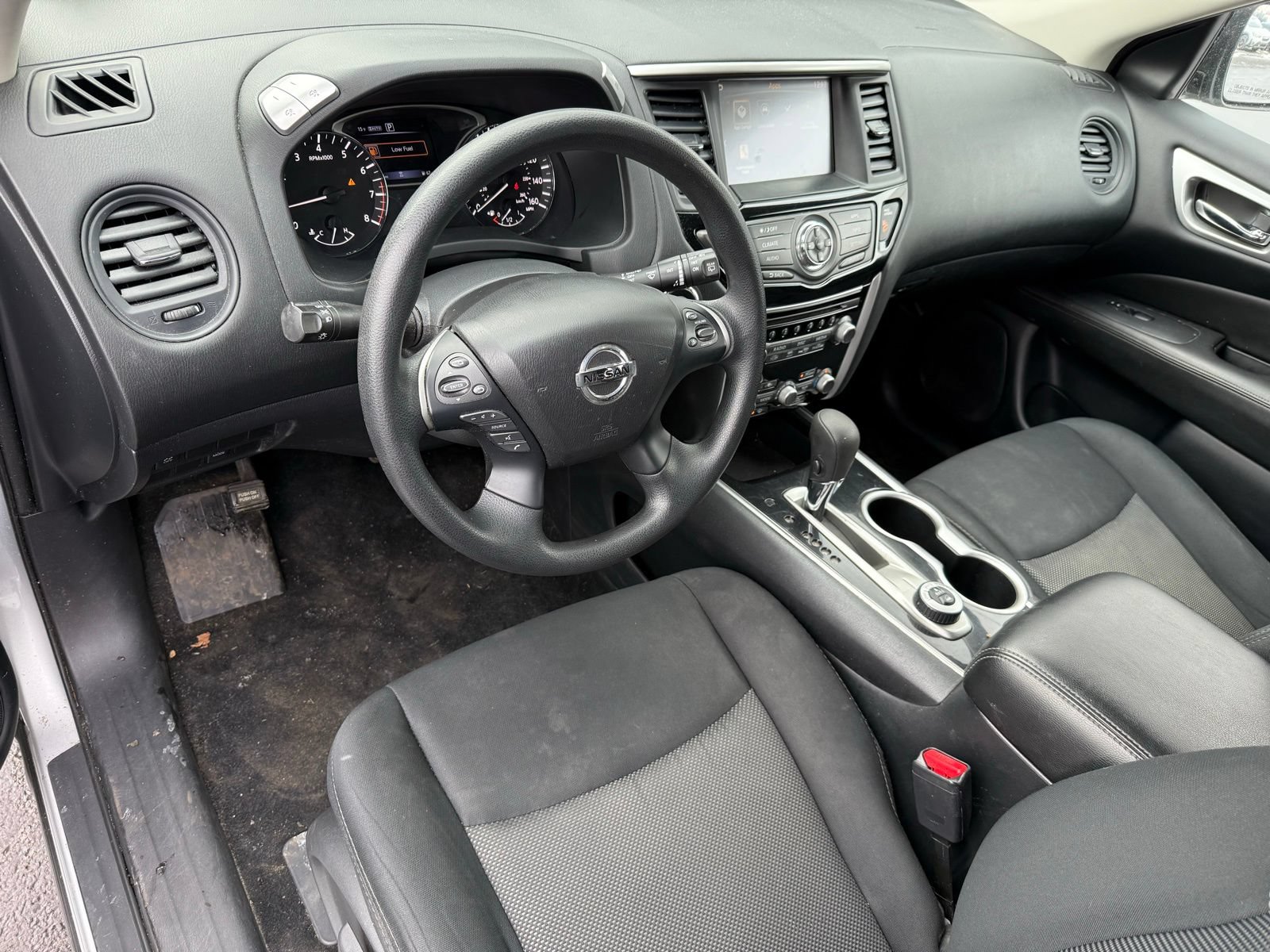 Used 2019 Nissan Pathfinder S AWD/4WD image 11