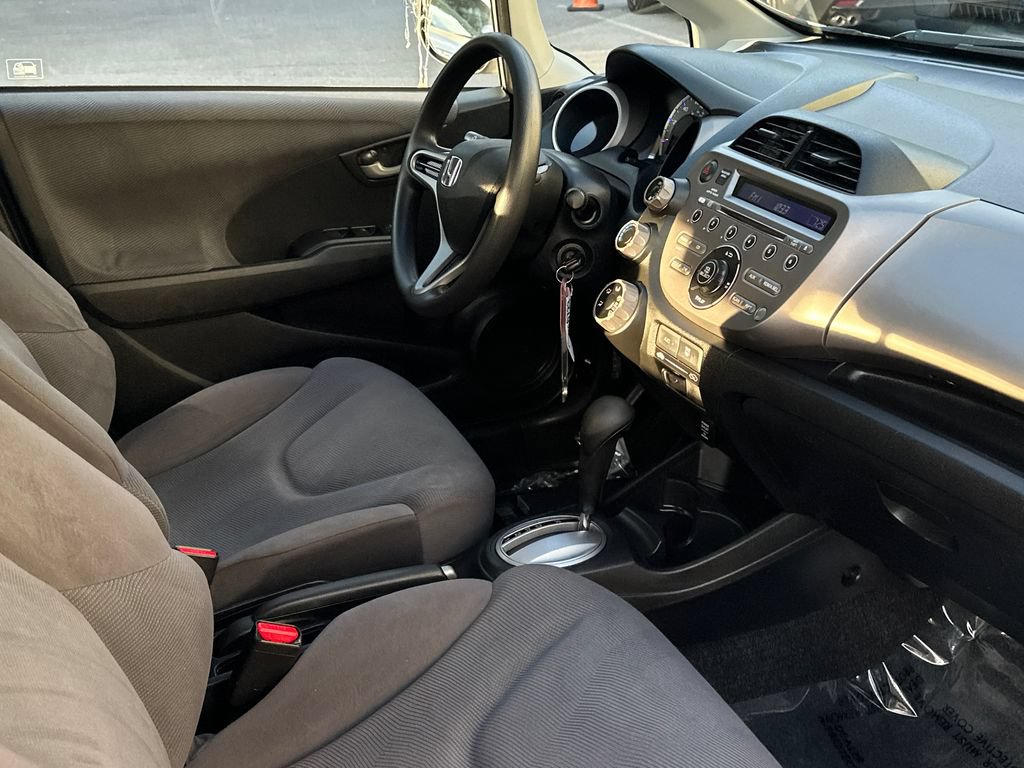 Used 2011 Honda Fit image 10