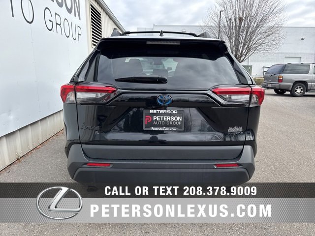 Used 2023 Toyota RAV4 AWD Hybrid image 4