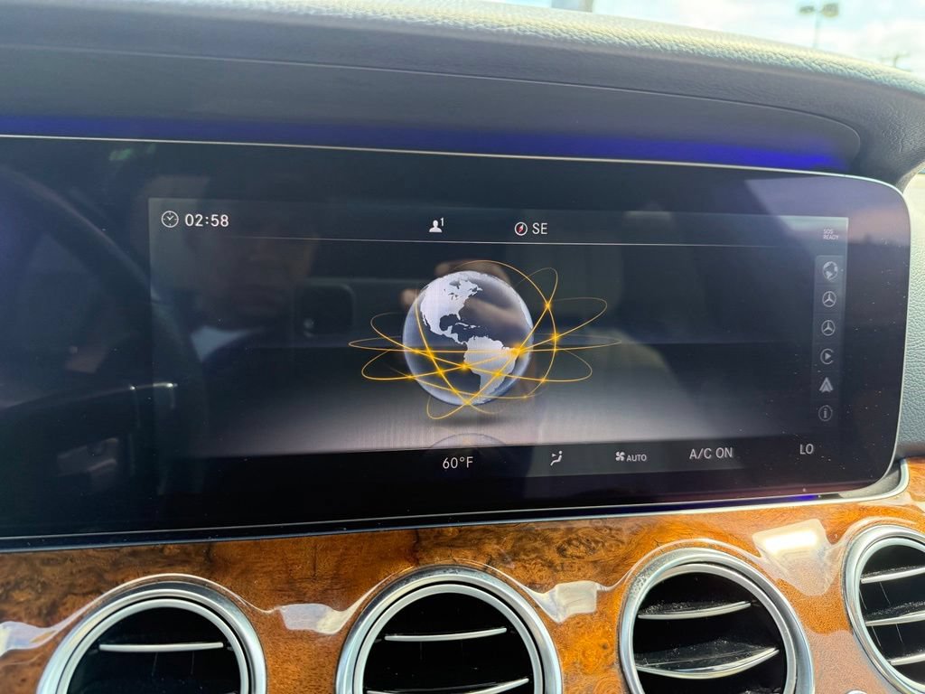 Used 2018 Mercedes-Benz E 300 4MATIC image 31