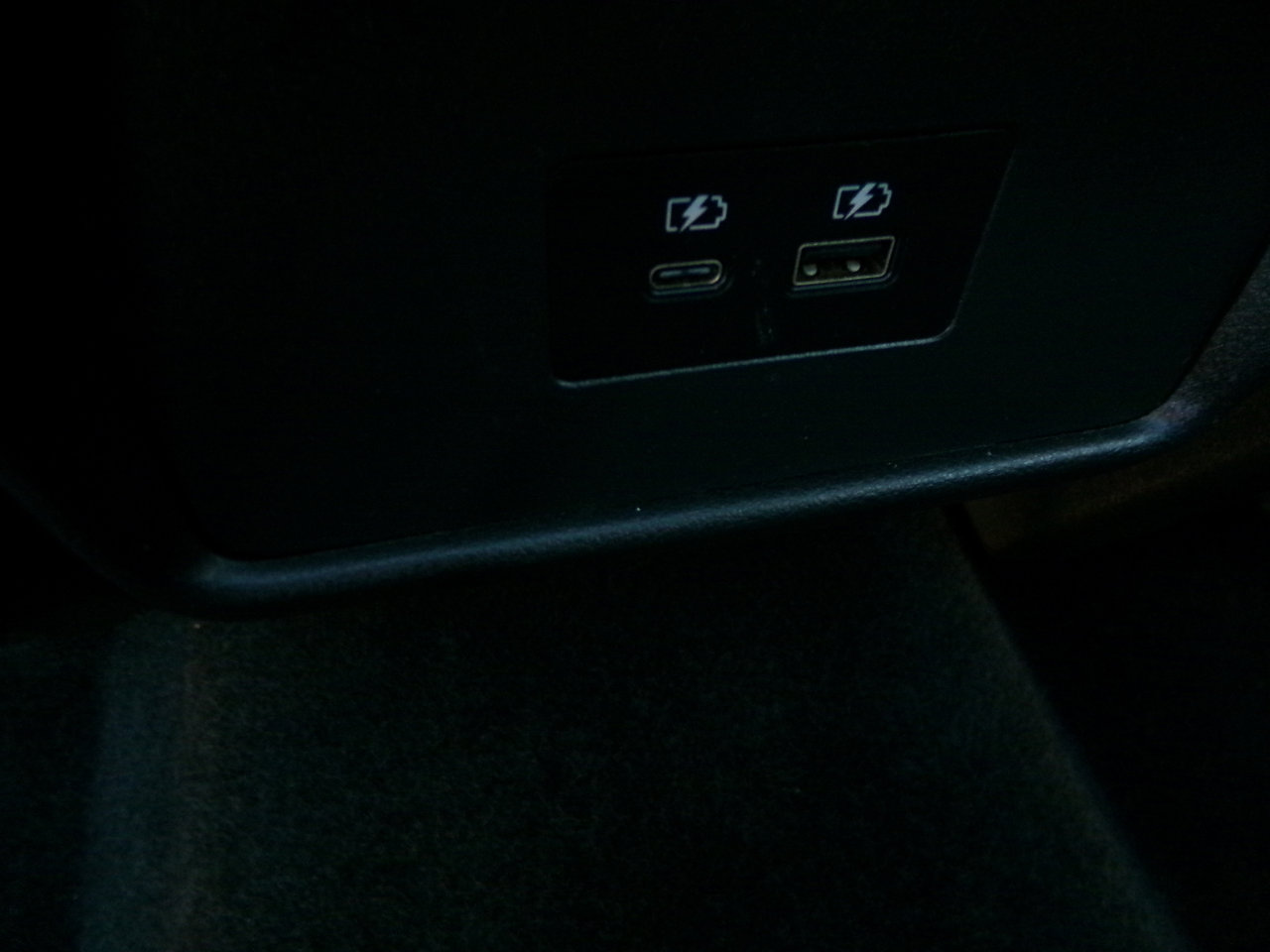 Used 2023 Nissan Rogue SL image 44