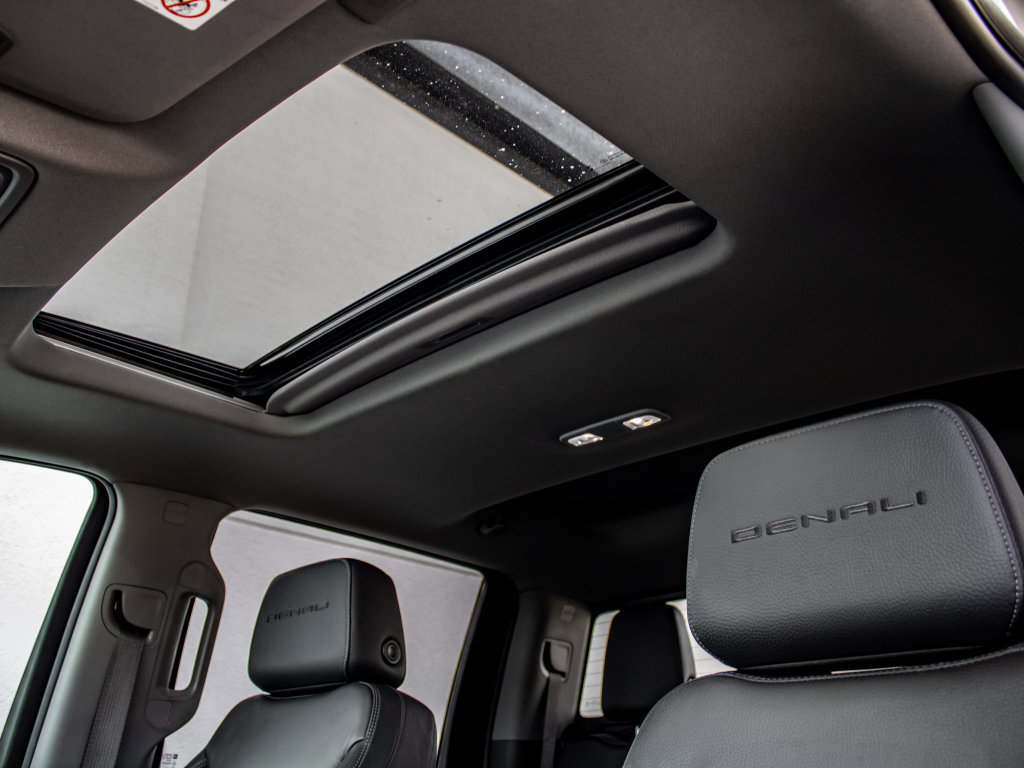 Used 2021 GMC Sierra 3500 Denali image 26