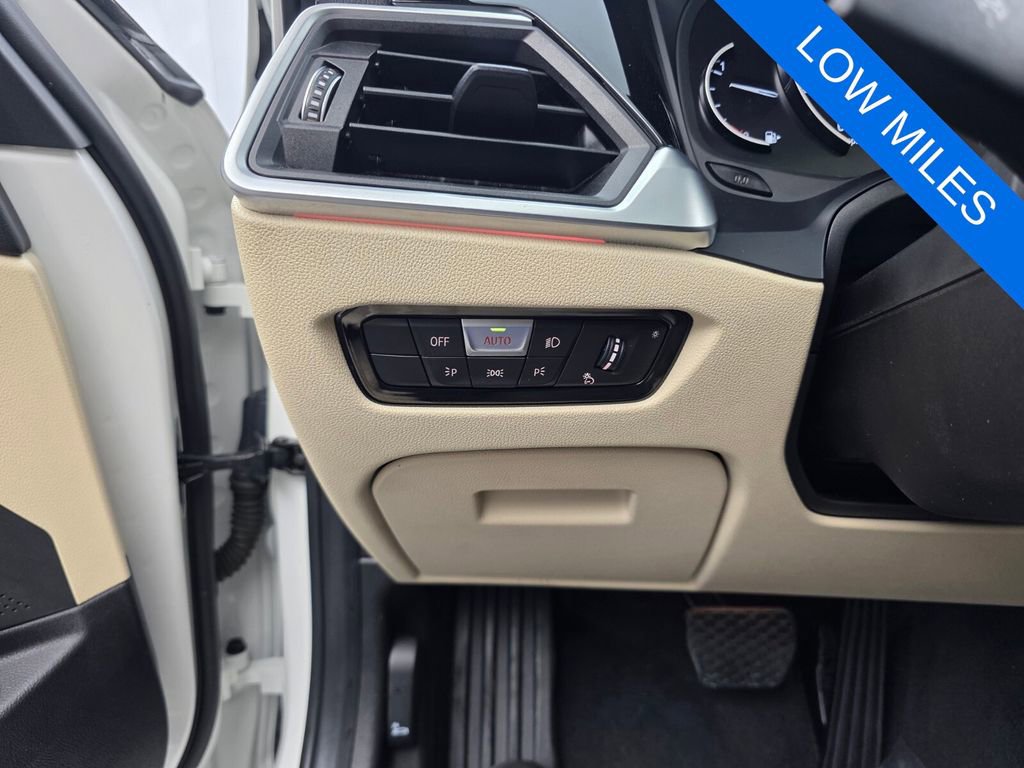 Used 2020 BMW 330i Sedan image 26