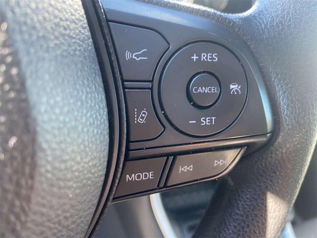 Used 2024 Toyota RAV4 XLE image 17