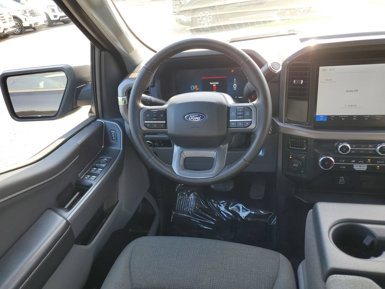 Used 2025 Ford F150 XLT w/ Equipment Group 301A Standard AWD/4WD image 13