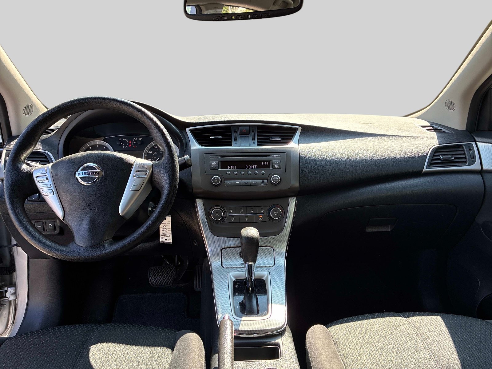 Used 2014 Nissan Sentra SR w/ Electronics Package FWD image 16