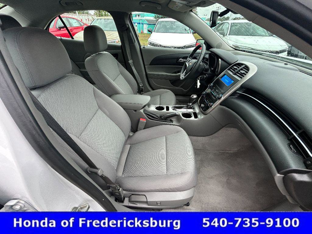 Used 2015 Chevrolet Malibu LS image 34