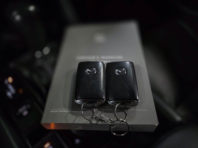 Used 2021 MAZDA MAZDA3 s image 43