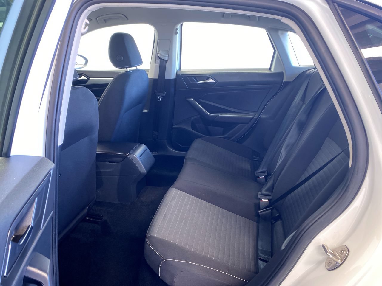 Used 2025 Volkswagen Jetta S FWD image 32