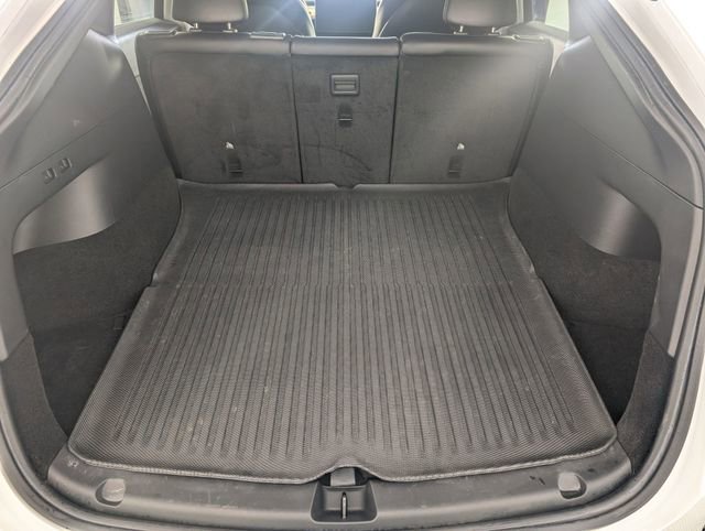 Used 2022 Tesla Model Y Long Range image 25