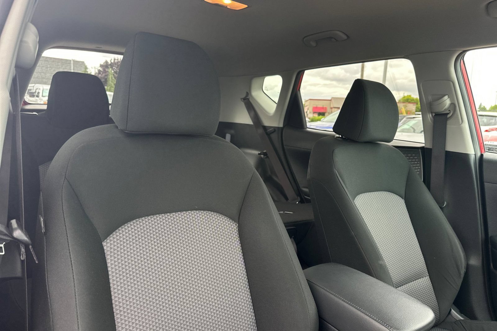 Used 2024 Kia Soul LX w/ Option Group 015 FWD image 17