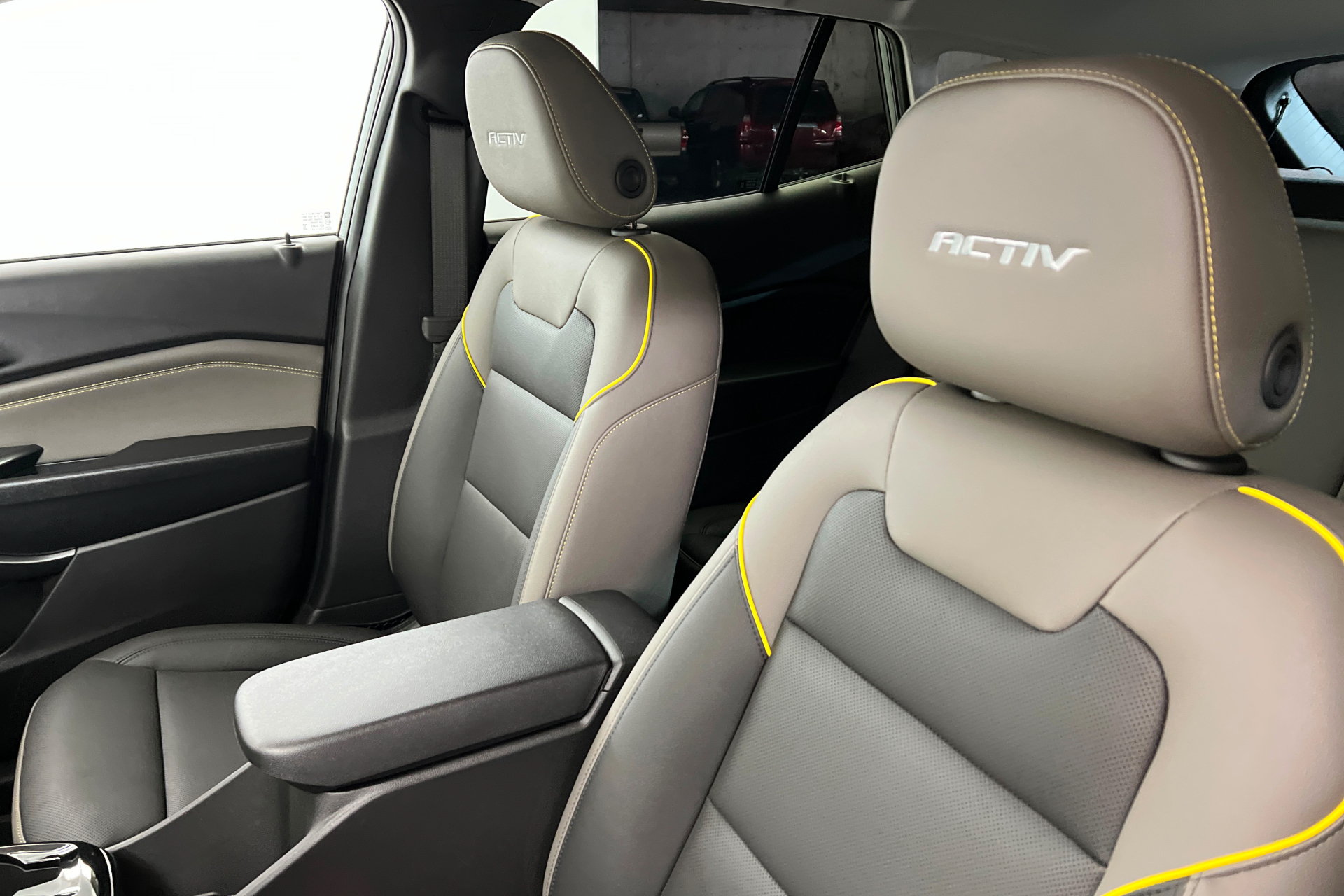 New 2026 Chevrolet Trax ACTIV w/ Driver Confidence Package FWD image 17