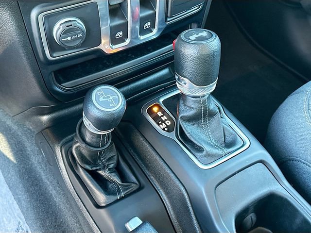 Used 2024 Jeep Wrangler Sport S image 16