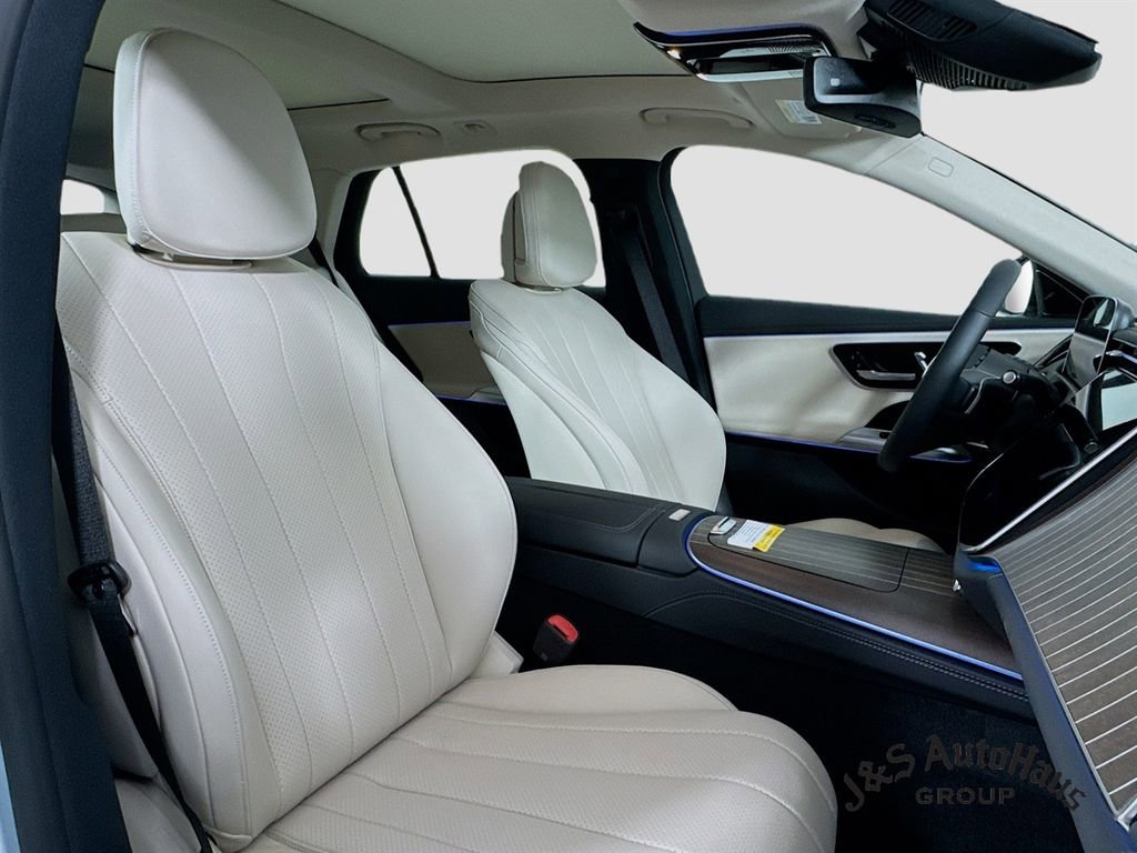 Used 2024 Mercedes-Benz E 450 4MATIC All-Terrain Wagon w/ Digital Light Package image 35