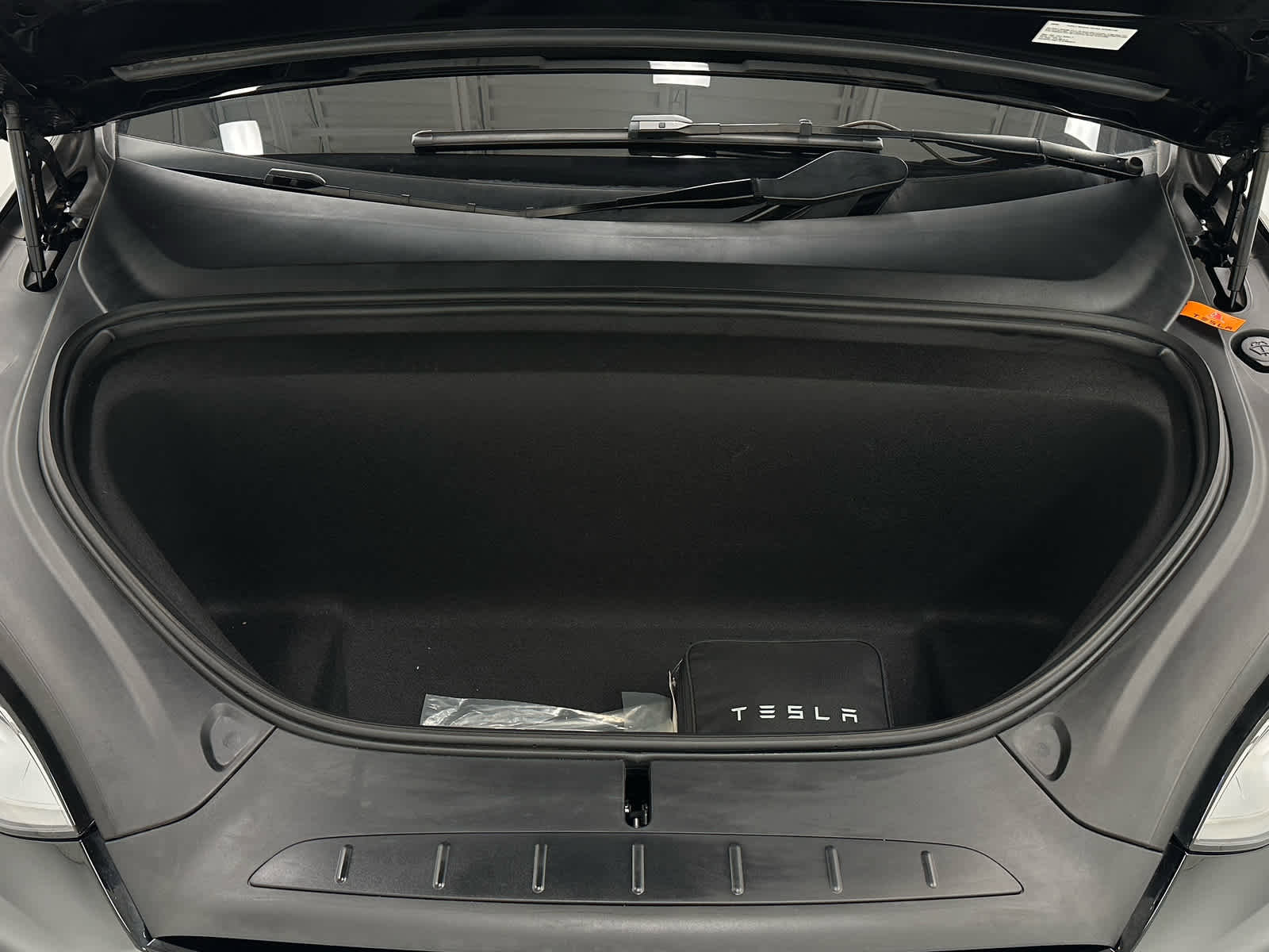 Used 2022 Tesla Model X AWD/4WD image 38