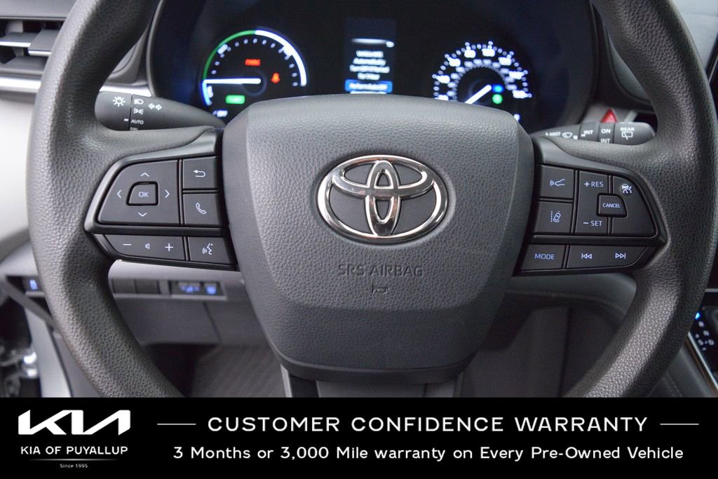 Used 2022 Toyota Sienna LE image 26