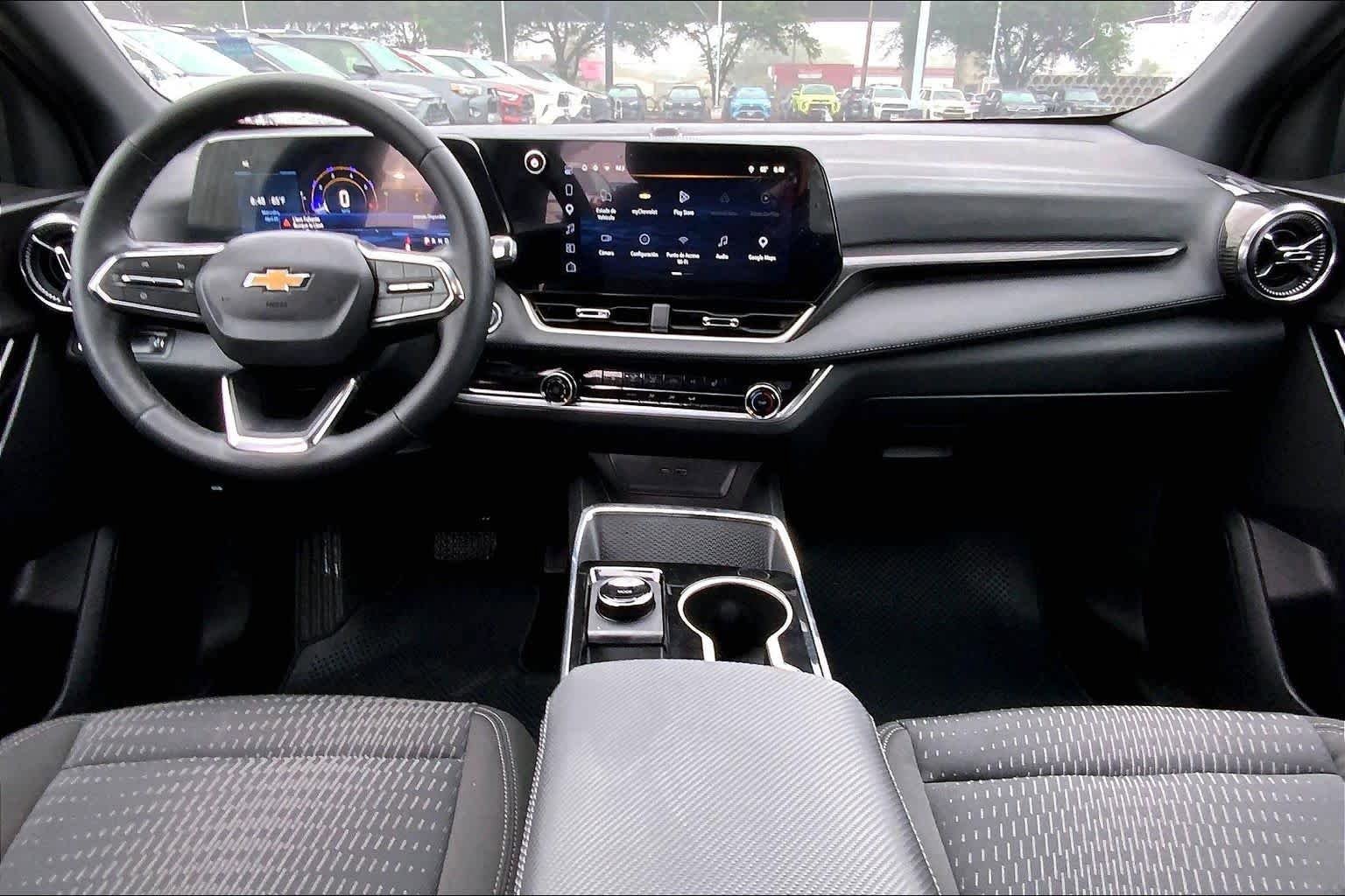 Used 2026 Chevrolet Equinox LT FWD image 14