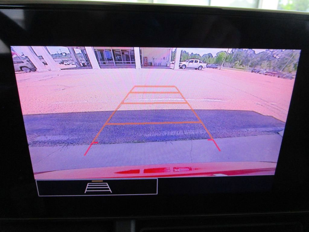 Used 2024 Chevrolet Trax RS w/ Driver Confidence Package FWD image 38