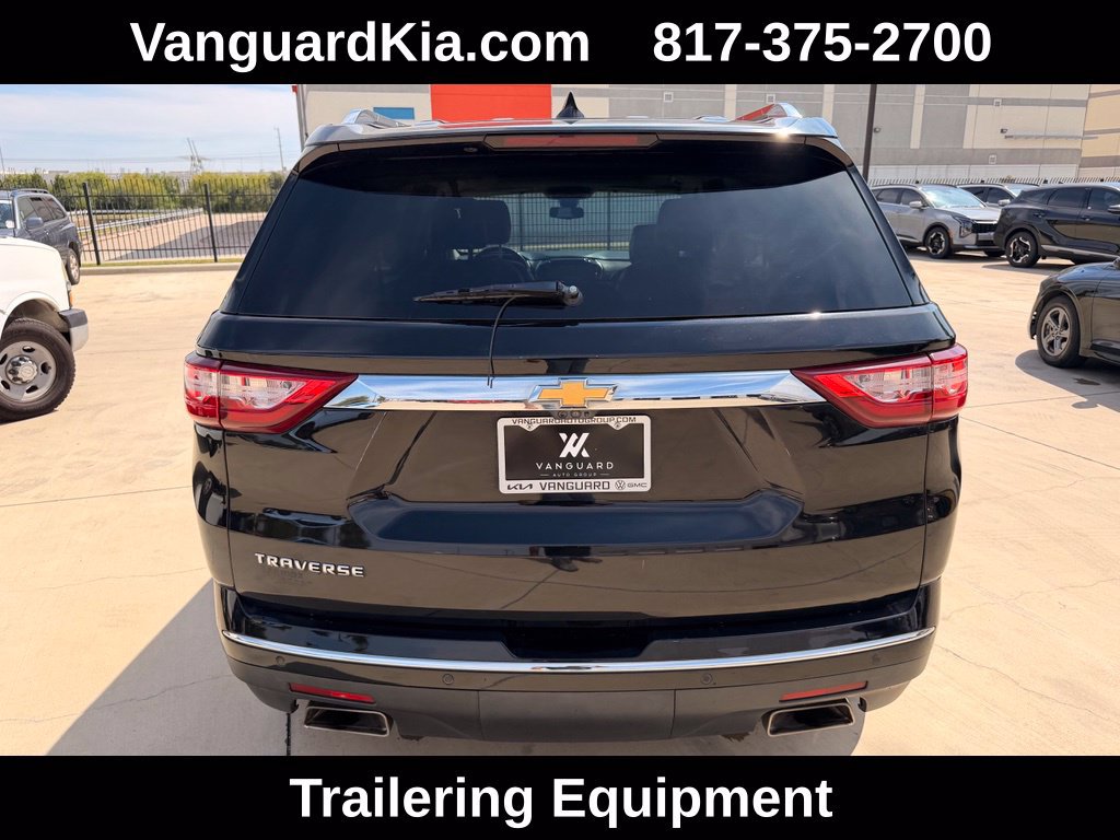 Used 2018 Chevrolet Traverse Premier w/ Driver Confidence II Package FWD image 3