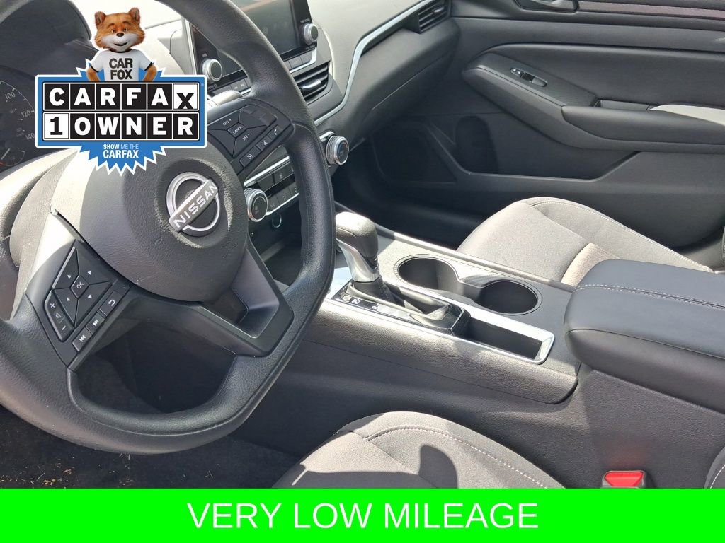 Used 2025 Nissan Altima 2.5 S FWD image 13