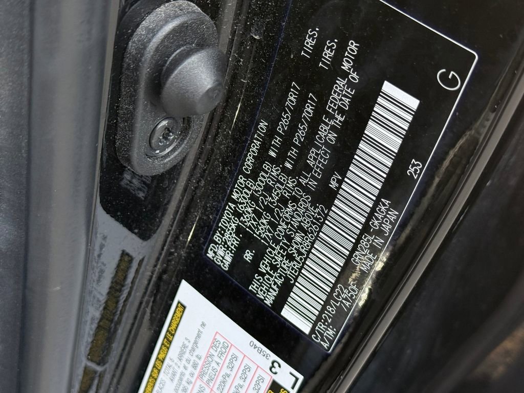 Used 2024 Toyota 4Runner TRD Off-Road Premium image 39