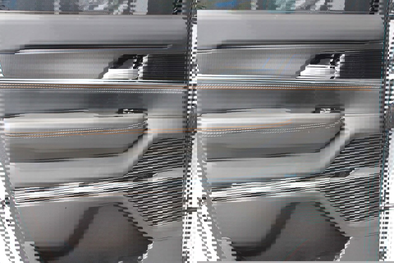 New 2025 Jeep Grand Wagoneer Series III w/ Rear Seat Video Group 1 image 49