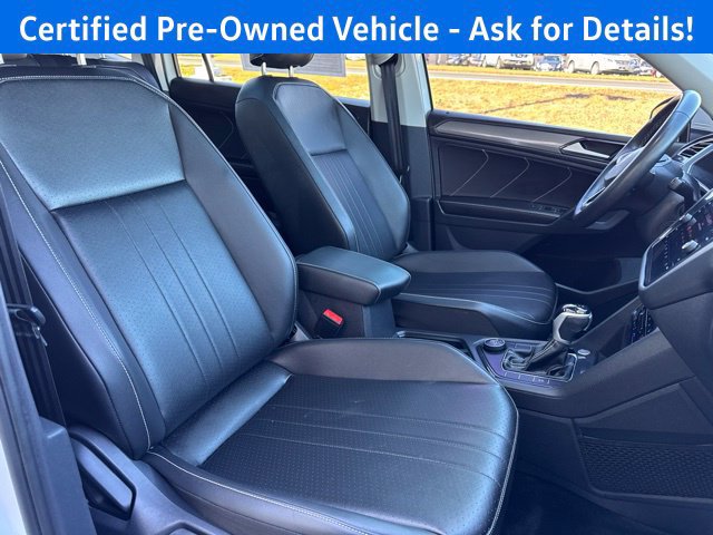 Used 2023 Volkswagen Tiguan SE w/ Panoramic Sunroof Package AWD/4WD image 22