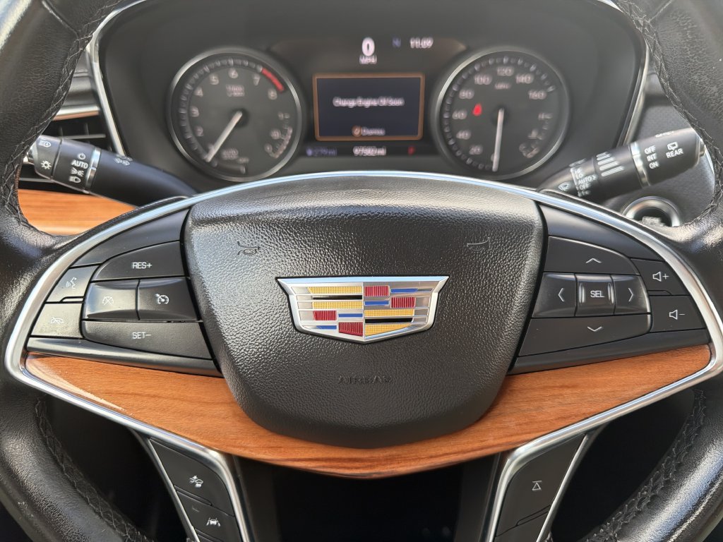 Used 2020 Cadillac XT5 Premium Luxury FWD image 30