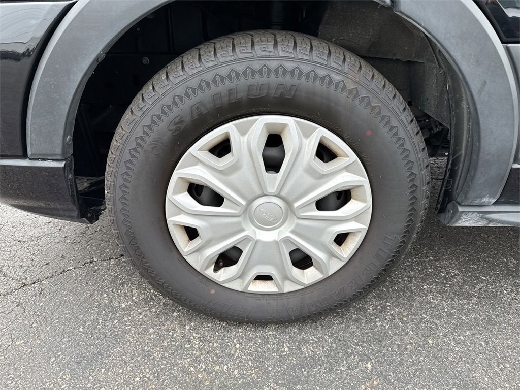 Used 2022 Ford Transit 350 XLT image 10