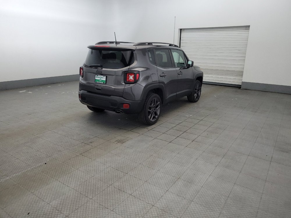 Used 2021 Jeep Renegade Latitude w/ Sun & Sound Group AWD/4WD image 9