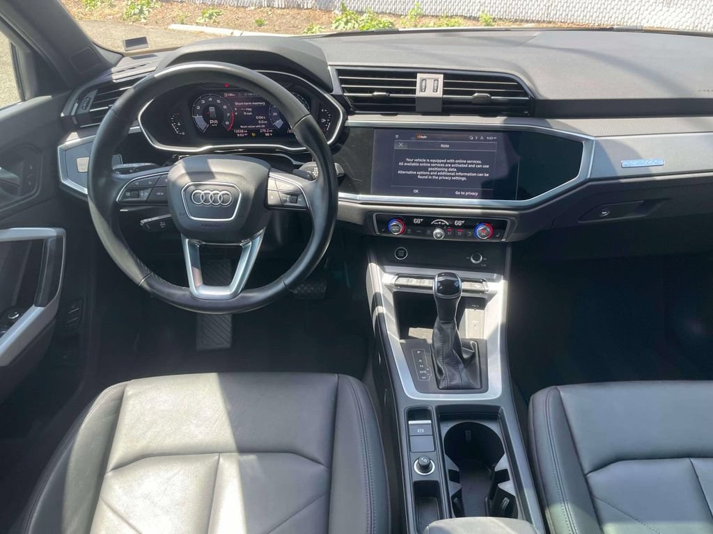 Used 2022 Audi Q3 2.0T Premium AWD/4WD image 12