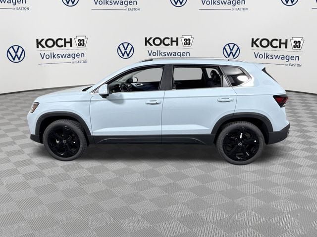 New 2026 Volkswagen Taos SEL image 6