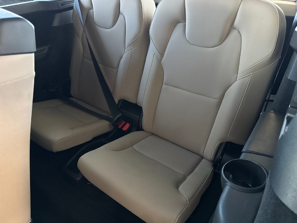 Certified 2026 Volvo XC90 B6 Plus AWD/4WD image 14