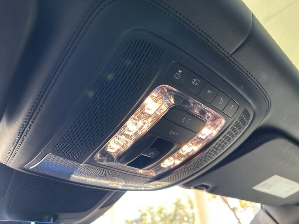 Used 2021 Mercedes-Benz Maybach GLS 600 4MATIC image 58