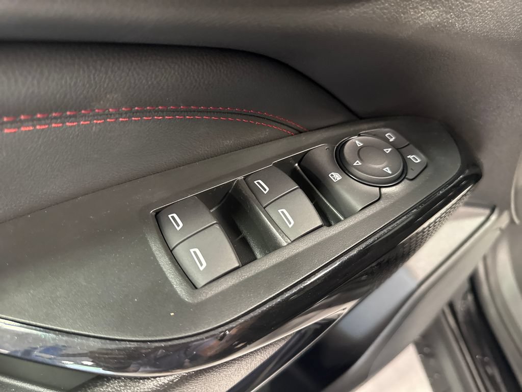New 2026 Chevrolet Trax RS w/ Sunroof Package FWD image 33
