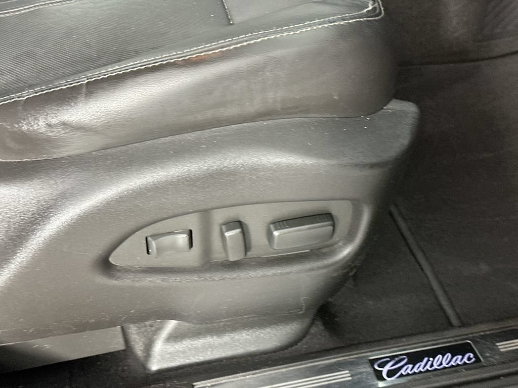 Used 2016 Cadillac SRX Luxury w/ Driver Awareness Package FWD image 22