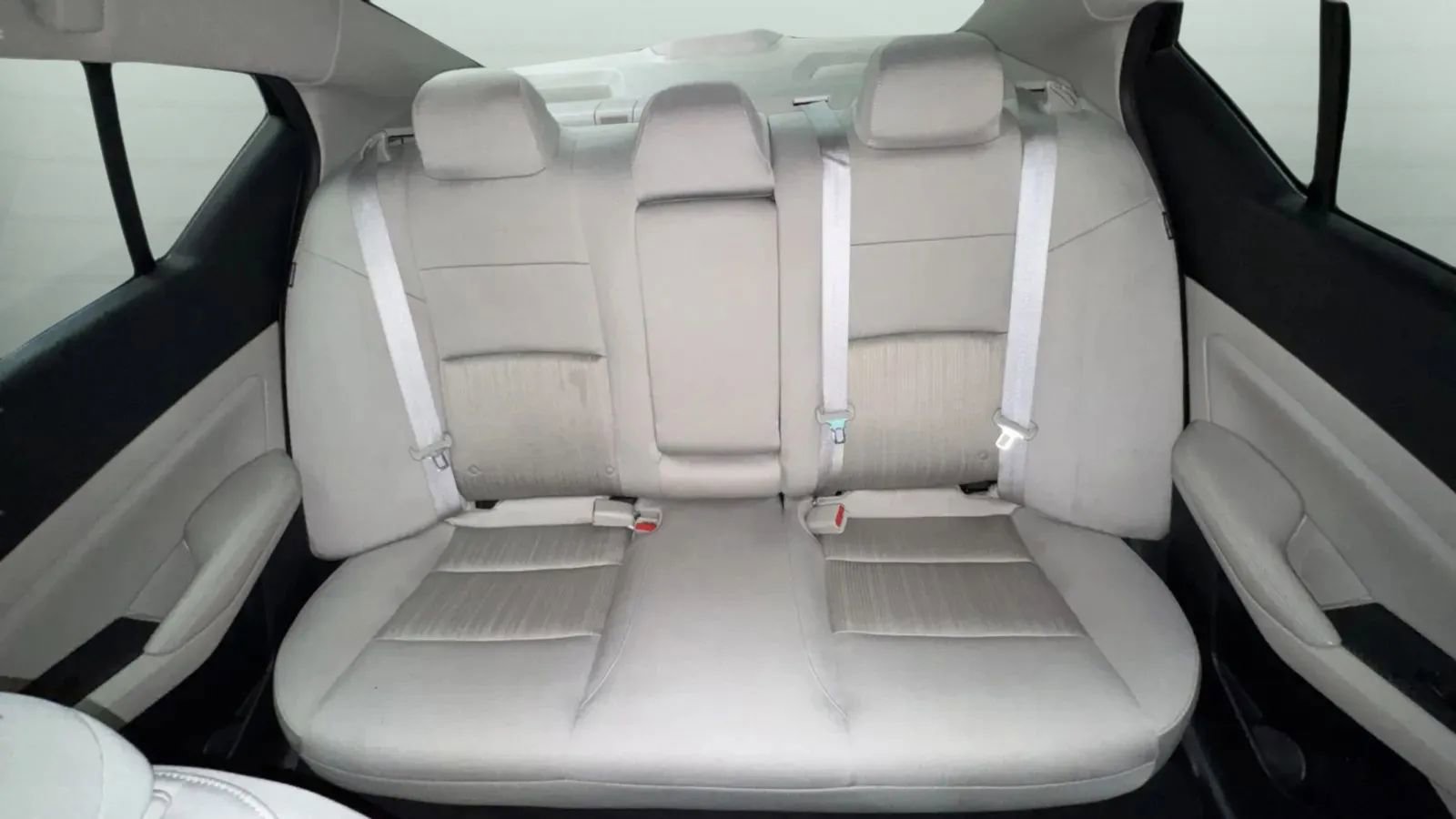 Used 2020 Nissan Altima 2.5 S FWD image 14