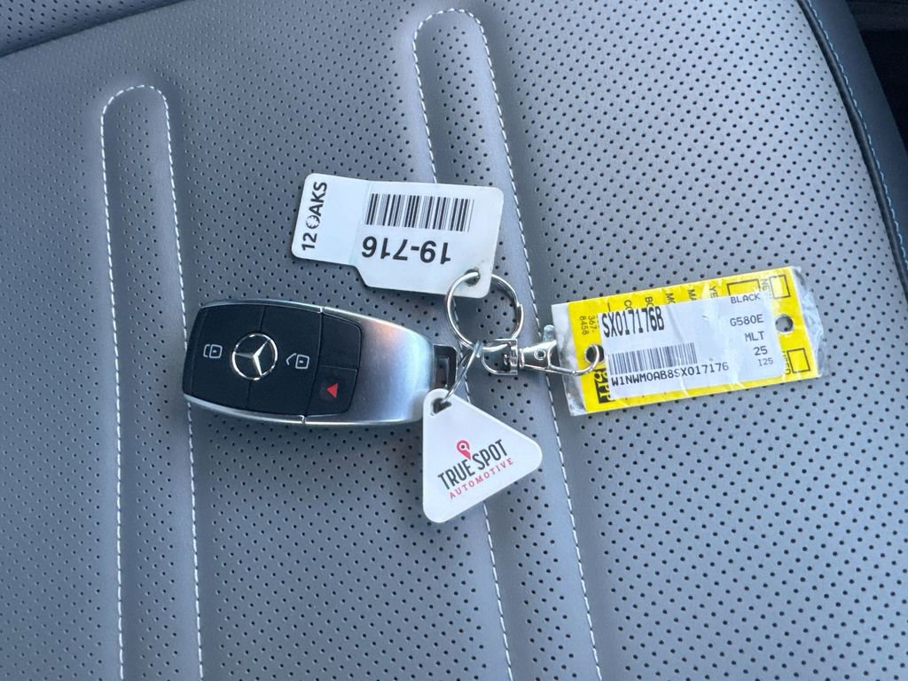 Used 2025 Mercedes-Benz G 580 w/ EQ Technology image 36