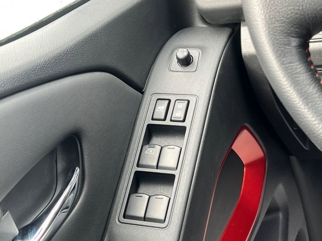 Used 2022 Nissan Frontier PRO-4X image 19