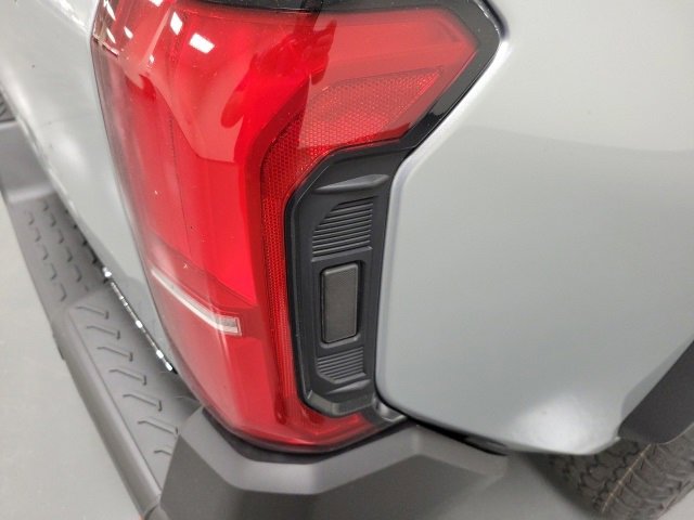 New 2025 Toyota Tacoma 4x4 Double Cab Hybrid image 13