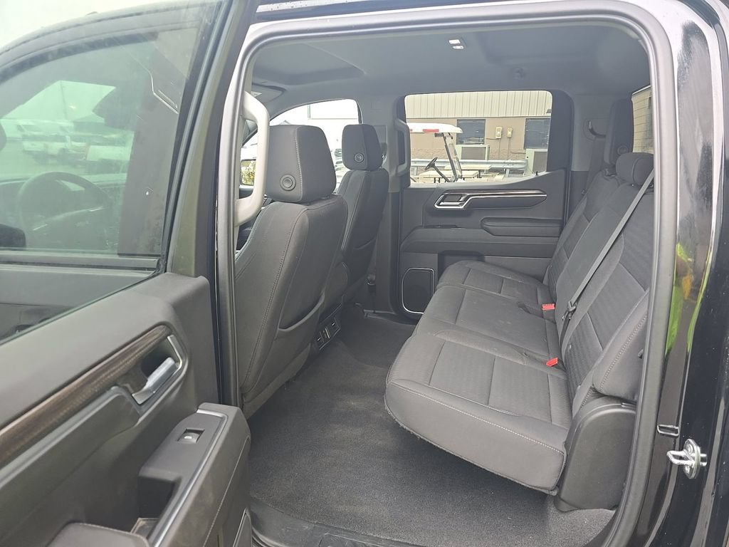 Used 2022 Chevrolet Silverado 1500 LT w/ Protection Package AWD/4WD image 17
