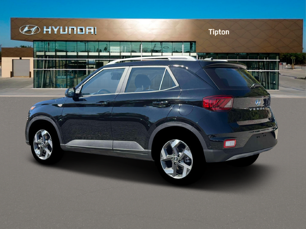 New 2026 Hyundai Venue SEL FWD image 4