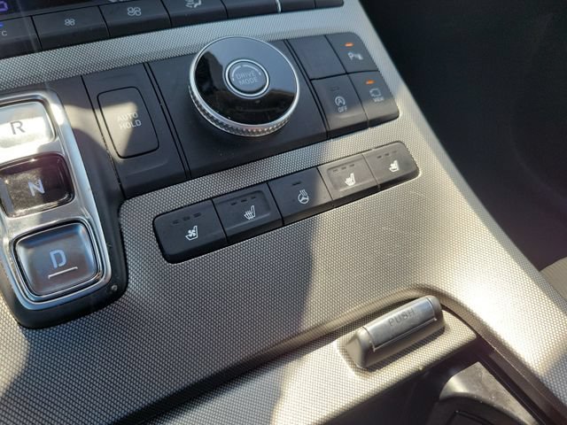 Used 2022 Hyundai Palisade Limited FWD image 26