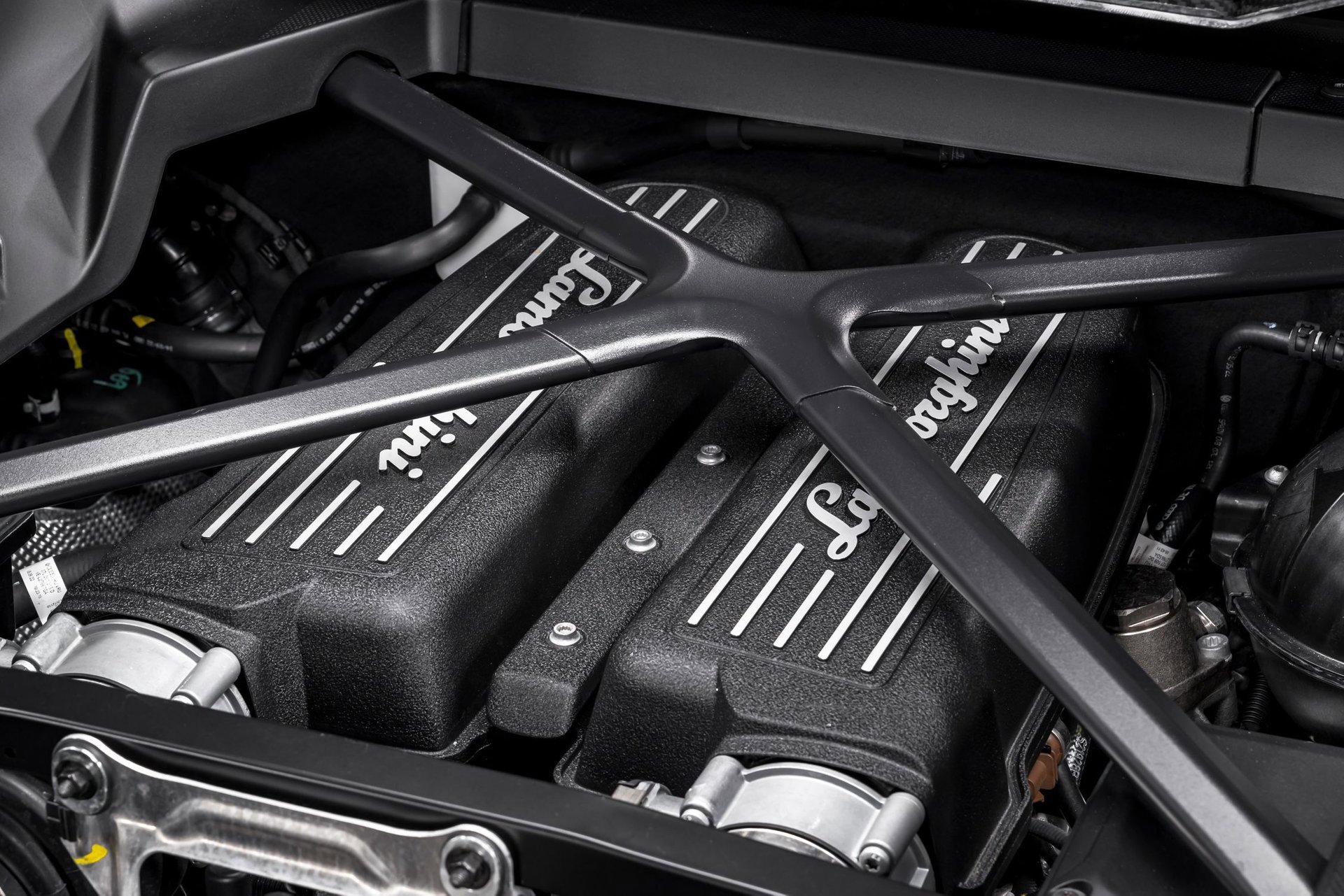 Used 2023 Lamborghini Huracan Tecnica image 55