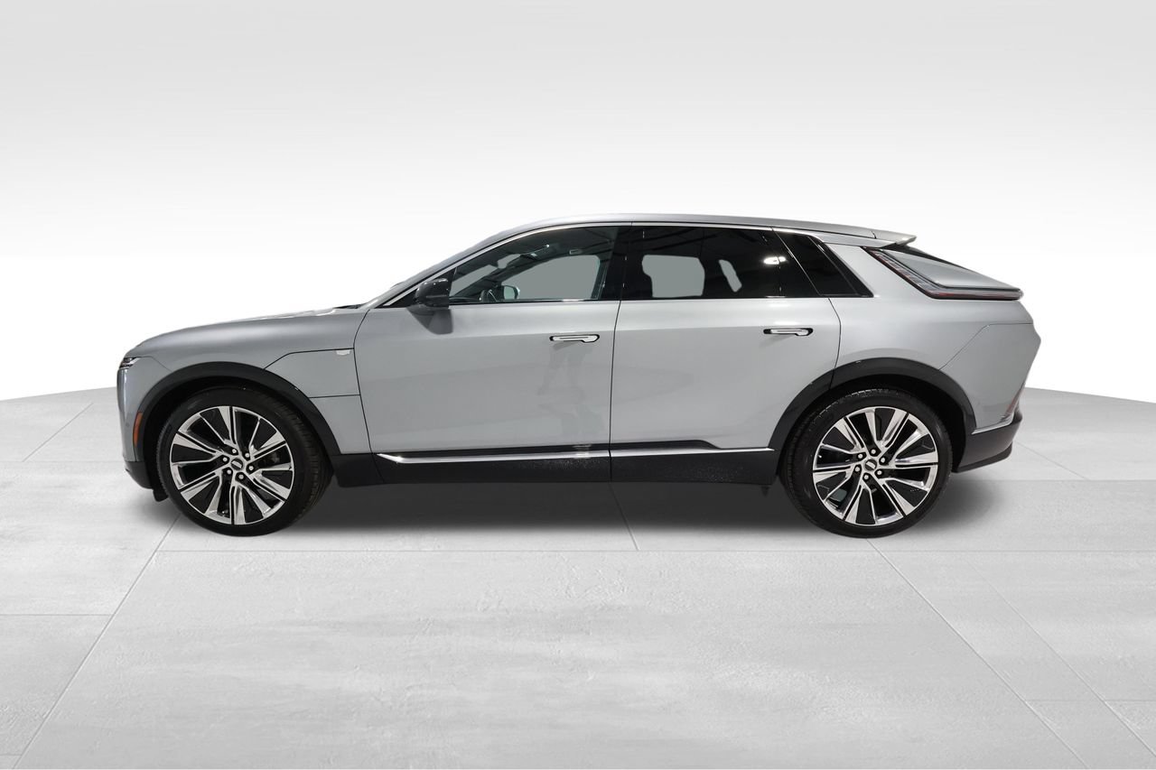 Certified 2026 Cadillac Lyriq Signature Luxury w/ Nappa Leather Package AWD/4WD image 1