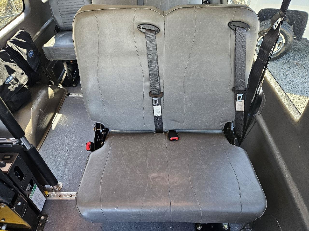 Used 2014 Ford E-350 and Econoline 350 Extended Super Duty w/ Power Group RWD image 31